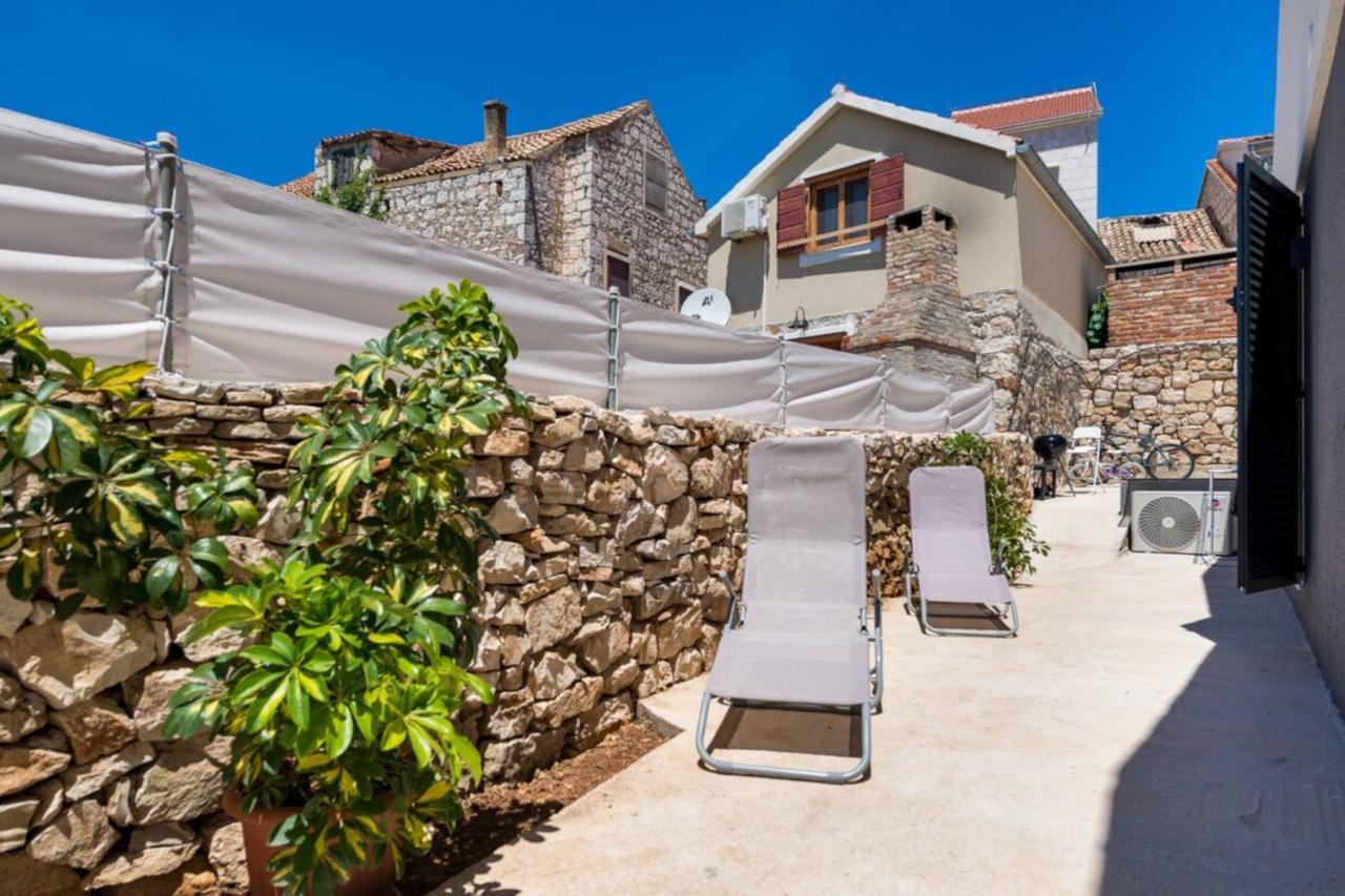 KomižaRural House Pikola With Sea View On Vis Island别墅 外观 照片