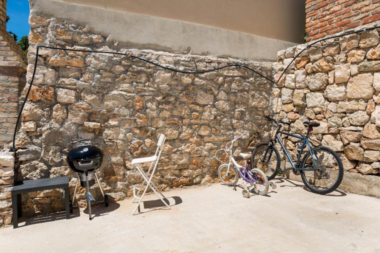 KomižaRural House Pikola With Sea View On Vis Island别墅 外观 照片